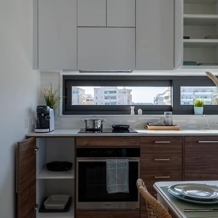 Thalassa 2-Bedroom Apartment In Larnaca Ngoại thất bức ảnh
