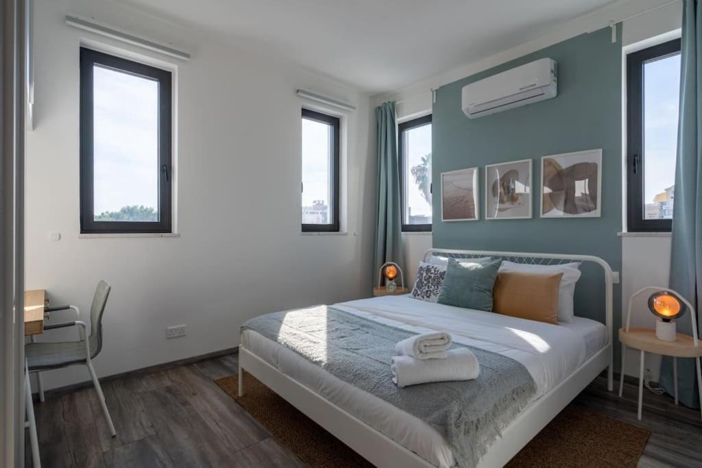 Thalassa 2-Bedroom Apartment In Larnaca Ngoại thất bức ảnh